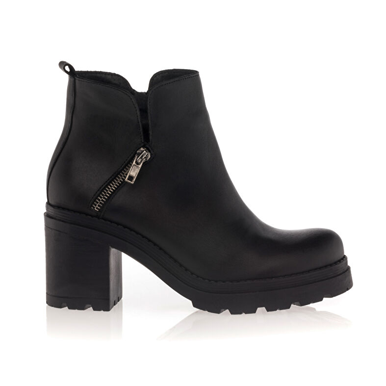 Botas negras de mujer / Botines