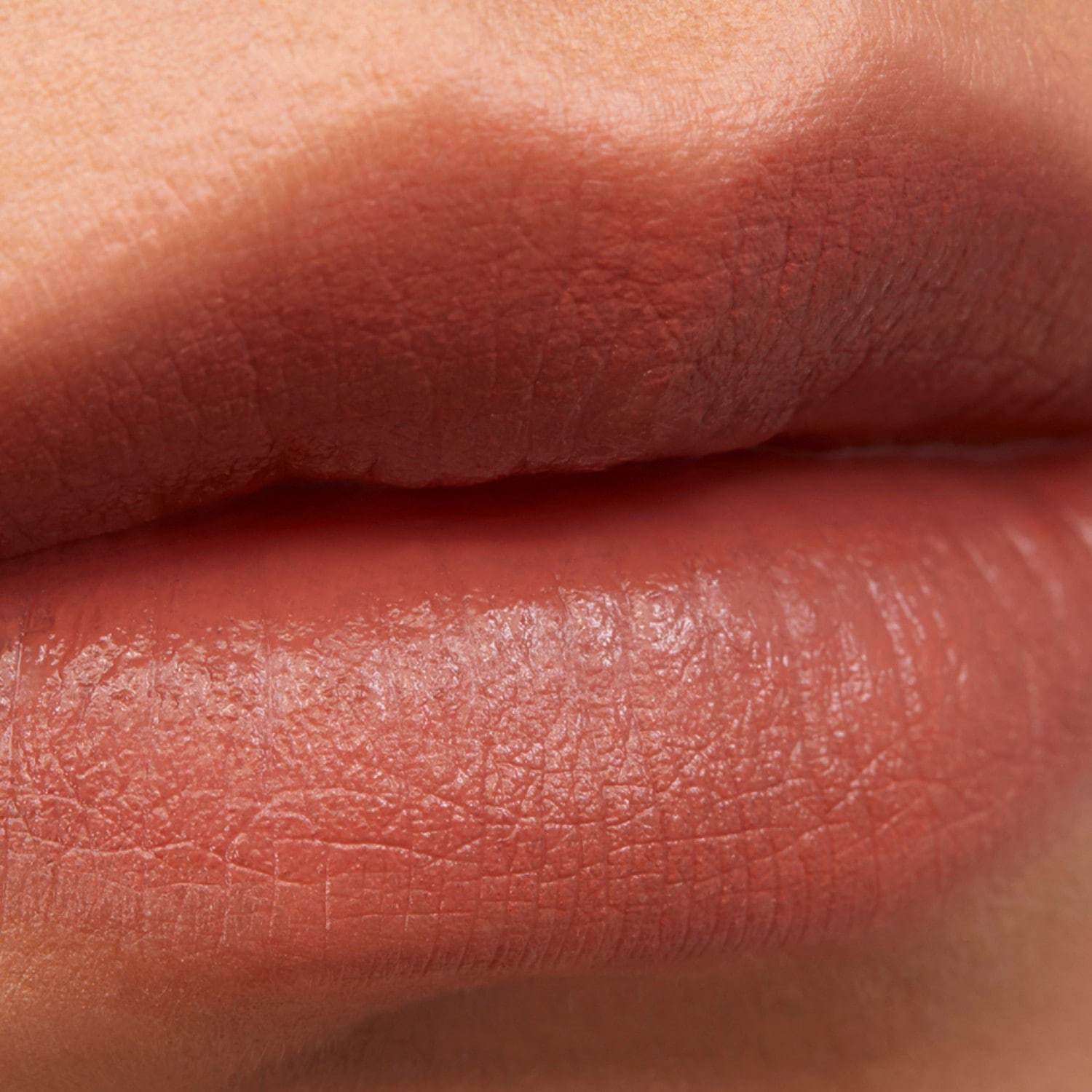 Yves Saint Laurent lūpu krāsa Musthaves Rouge Pur Couture - 3,8 g