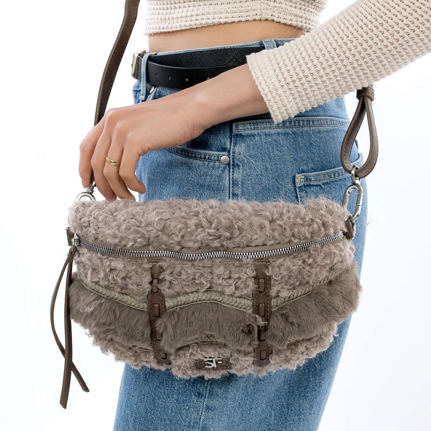 SURI FREY Schultertasche SFY Resy - 1 Stück