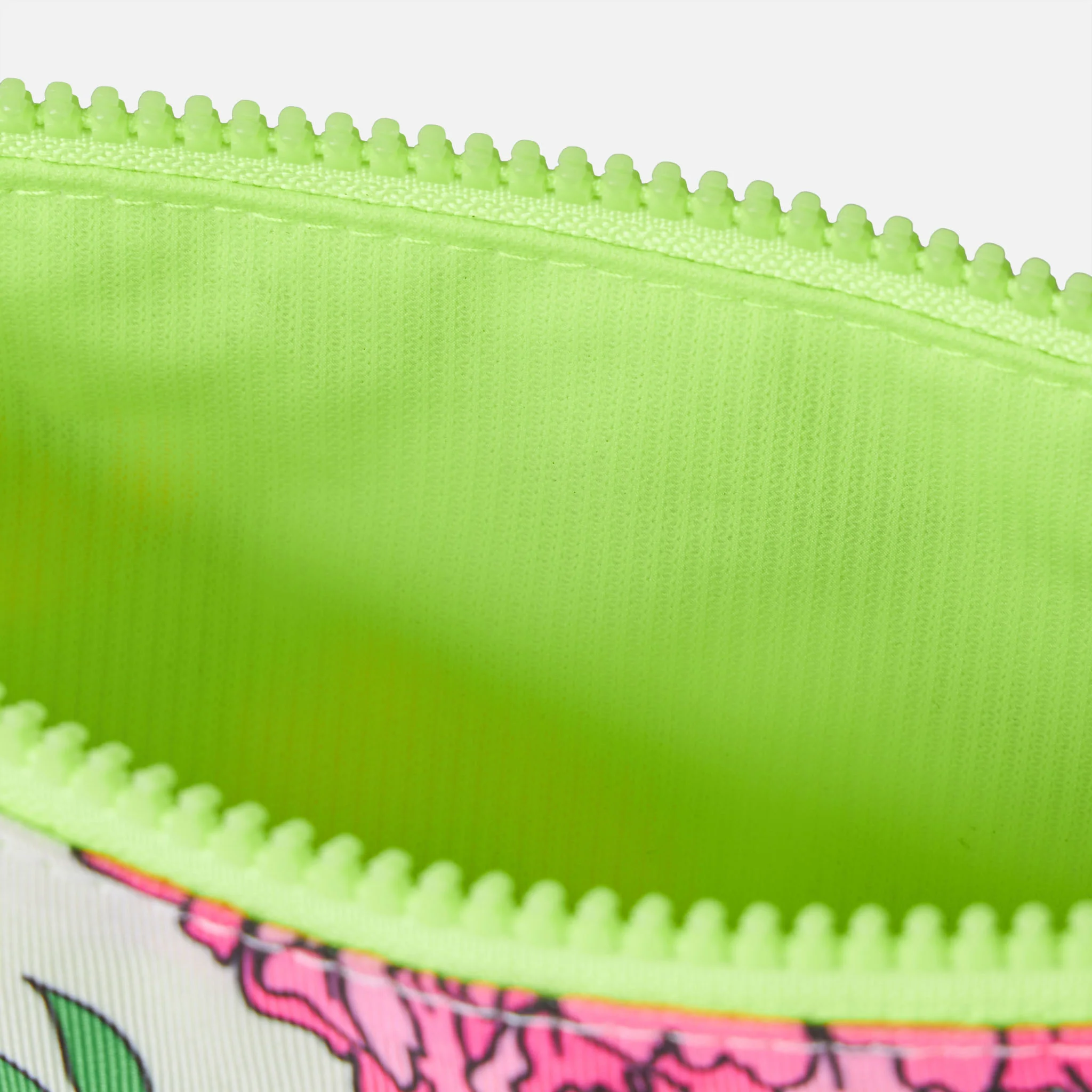 Pareasy nylon clutch met bloemenprint