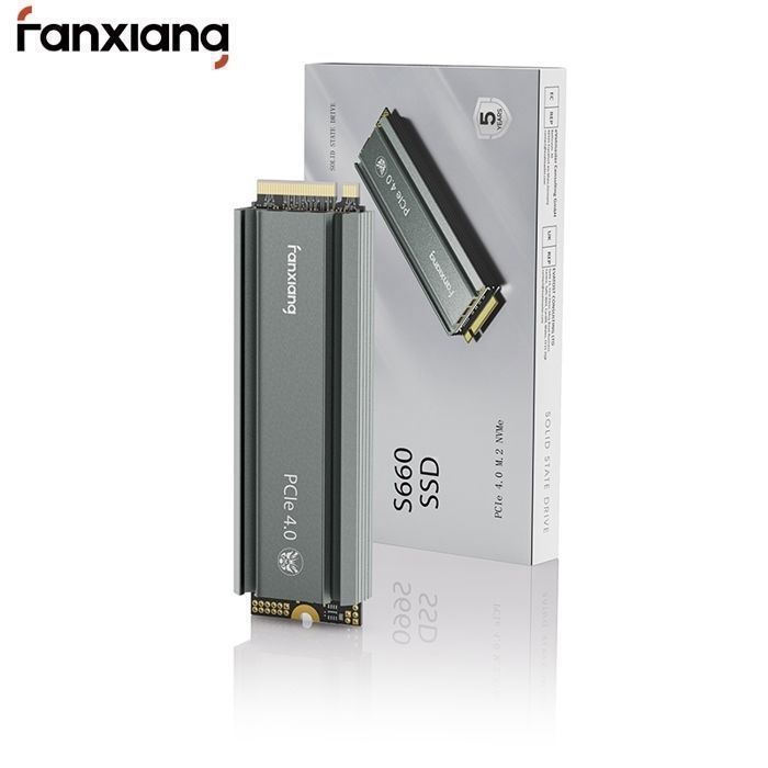 Fanxiang S660 1 TB NVMe M.2 PCIe 4.0x4 interne SSD für PS5 mit Kühlkörper