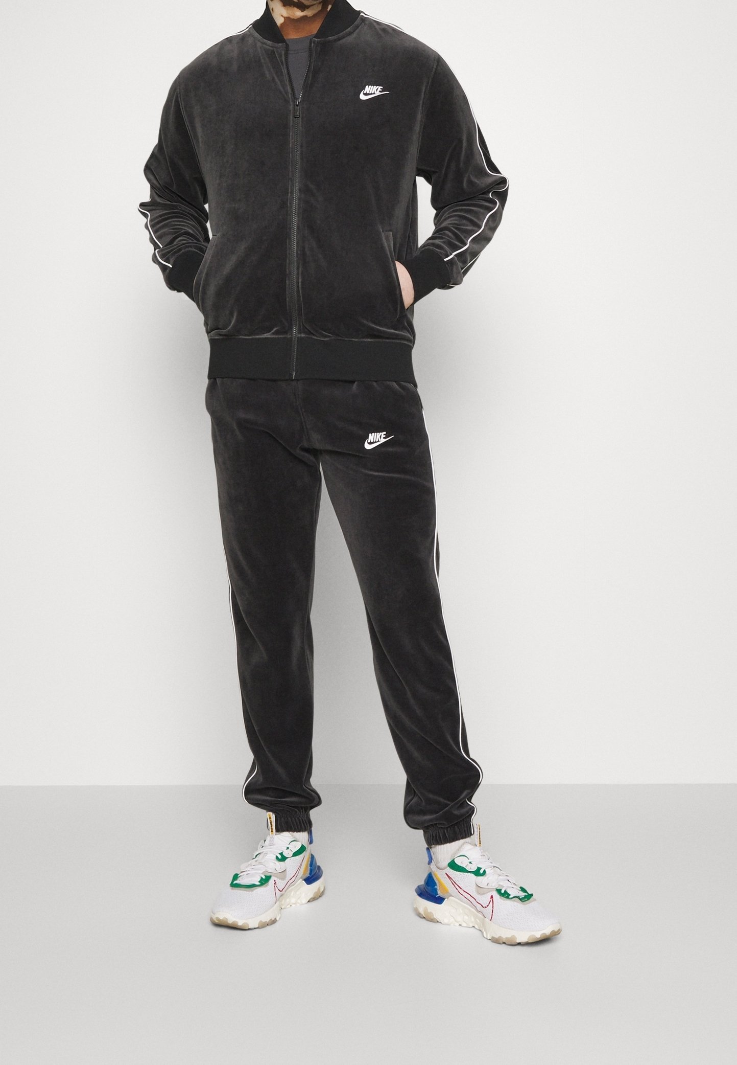 Nike Sportswear trainingsbroek - zwart