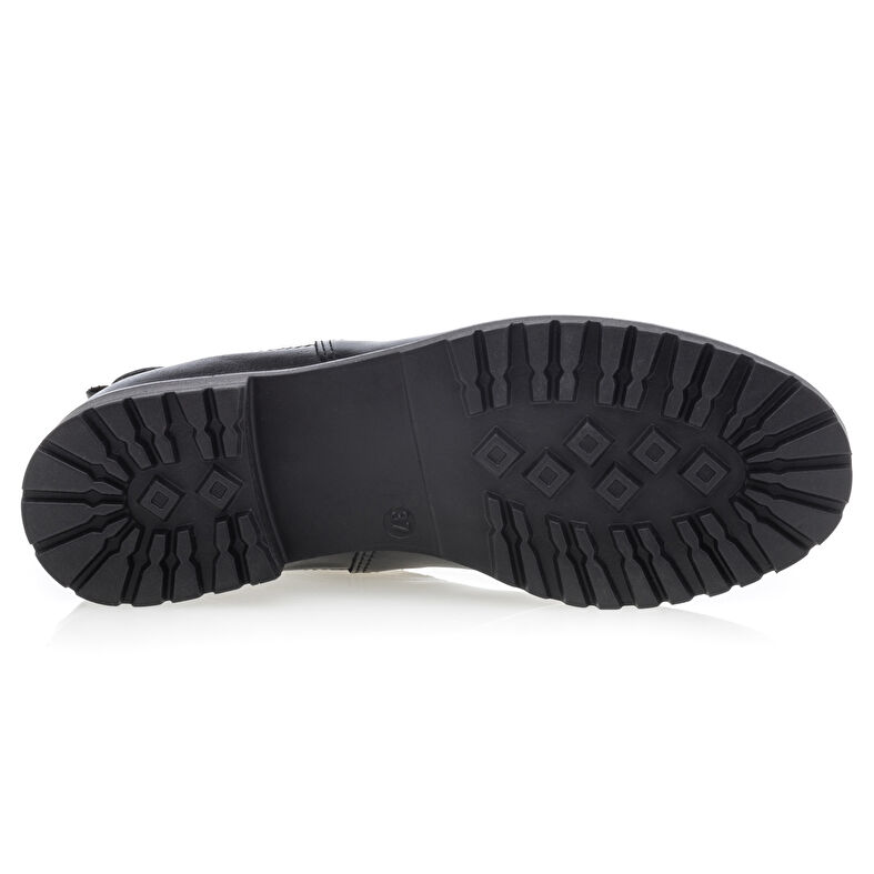 Schwarze Damenstiefel / Stiefeletten