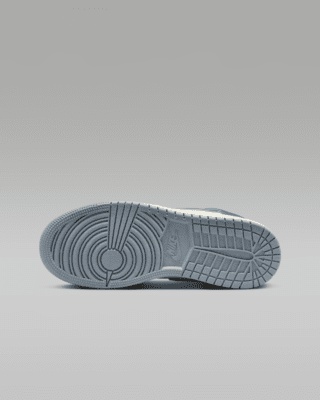 Air Jordan 1 Low SE Older Kids' Shoes