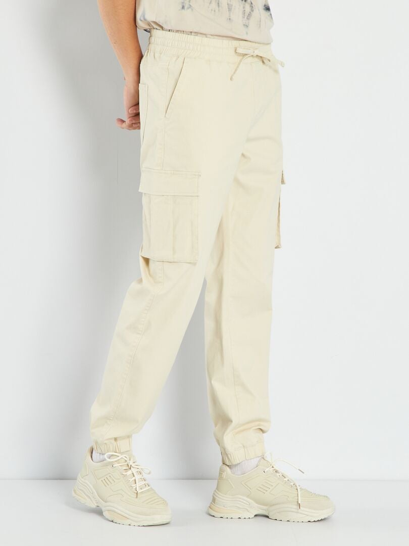 Chino's met klepzakken - beige