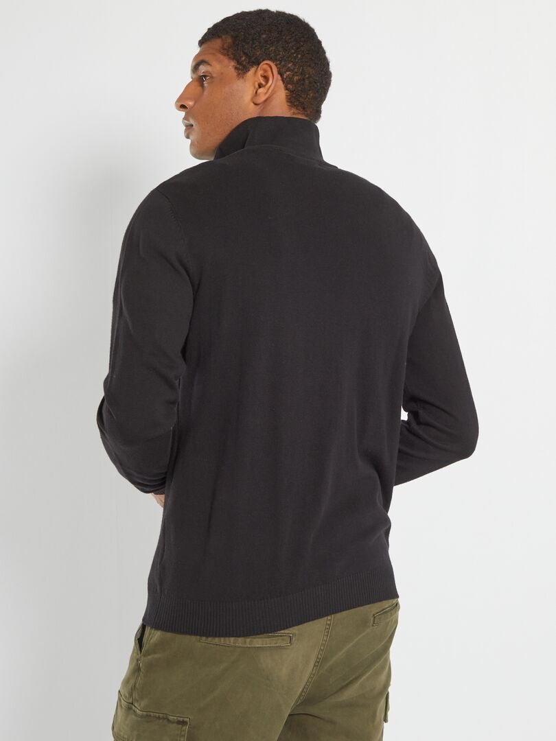 Sweter z golfem „Produkt” – czarny