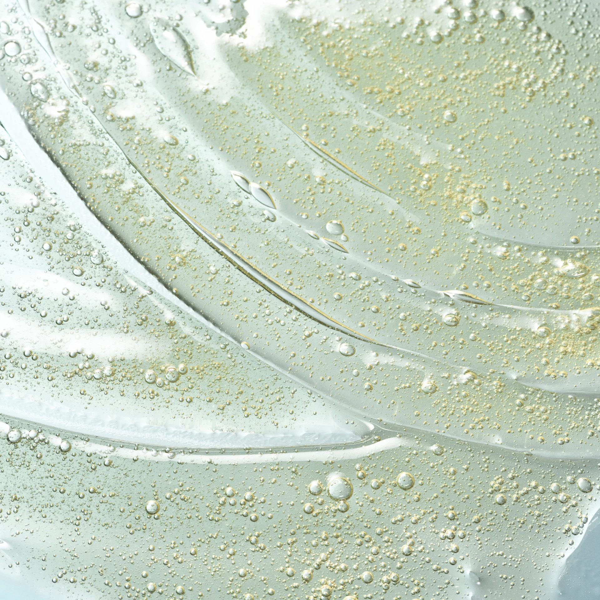 Scalp Solutions hámlasztó fejbőrápoló 150 ml - Aveda