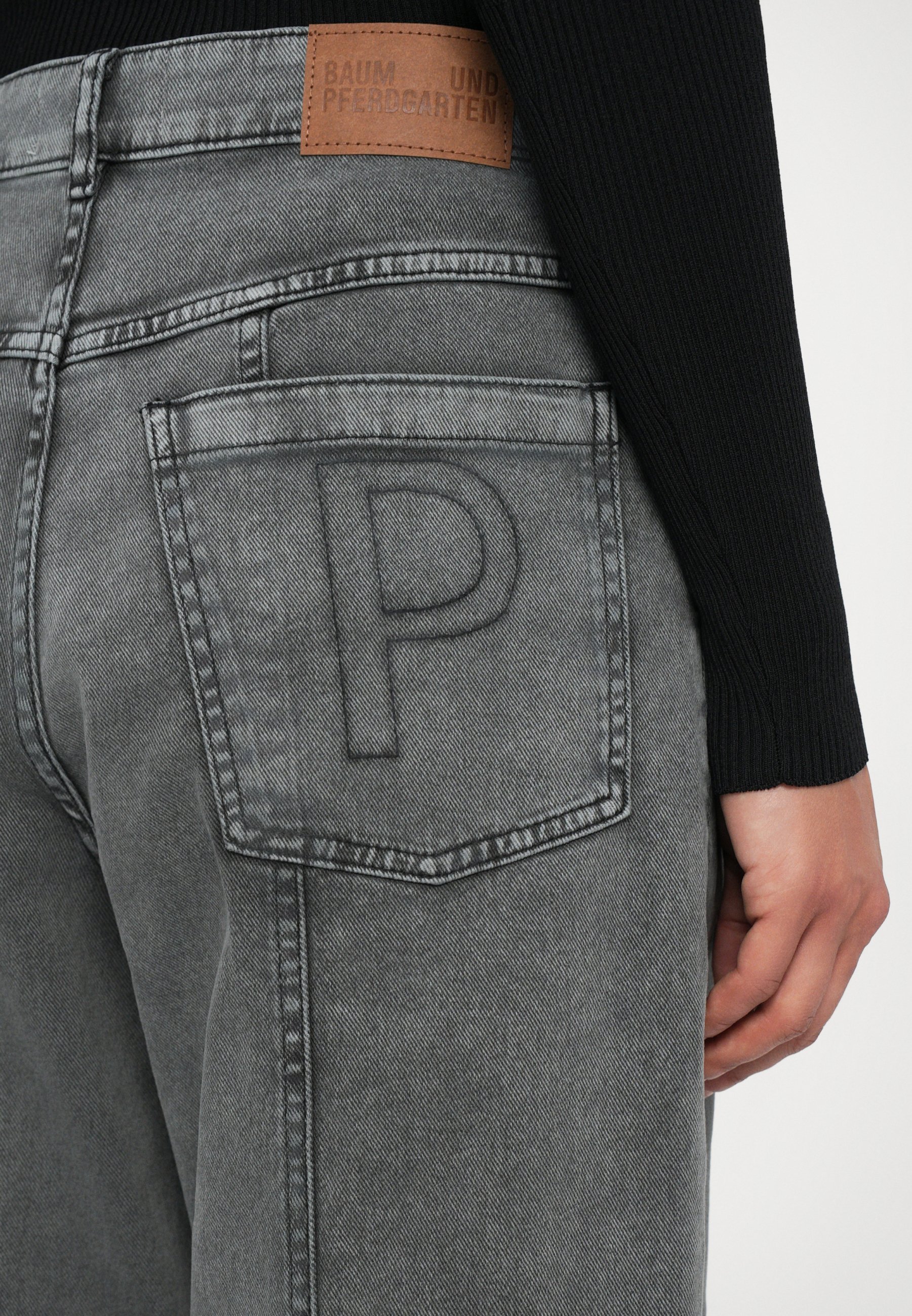 Baum und Pferdgarten NARA - Straight leg jeans - anthracite