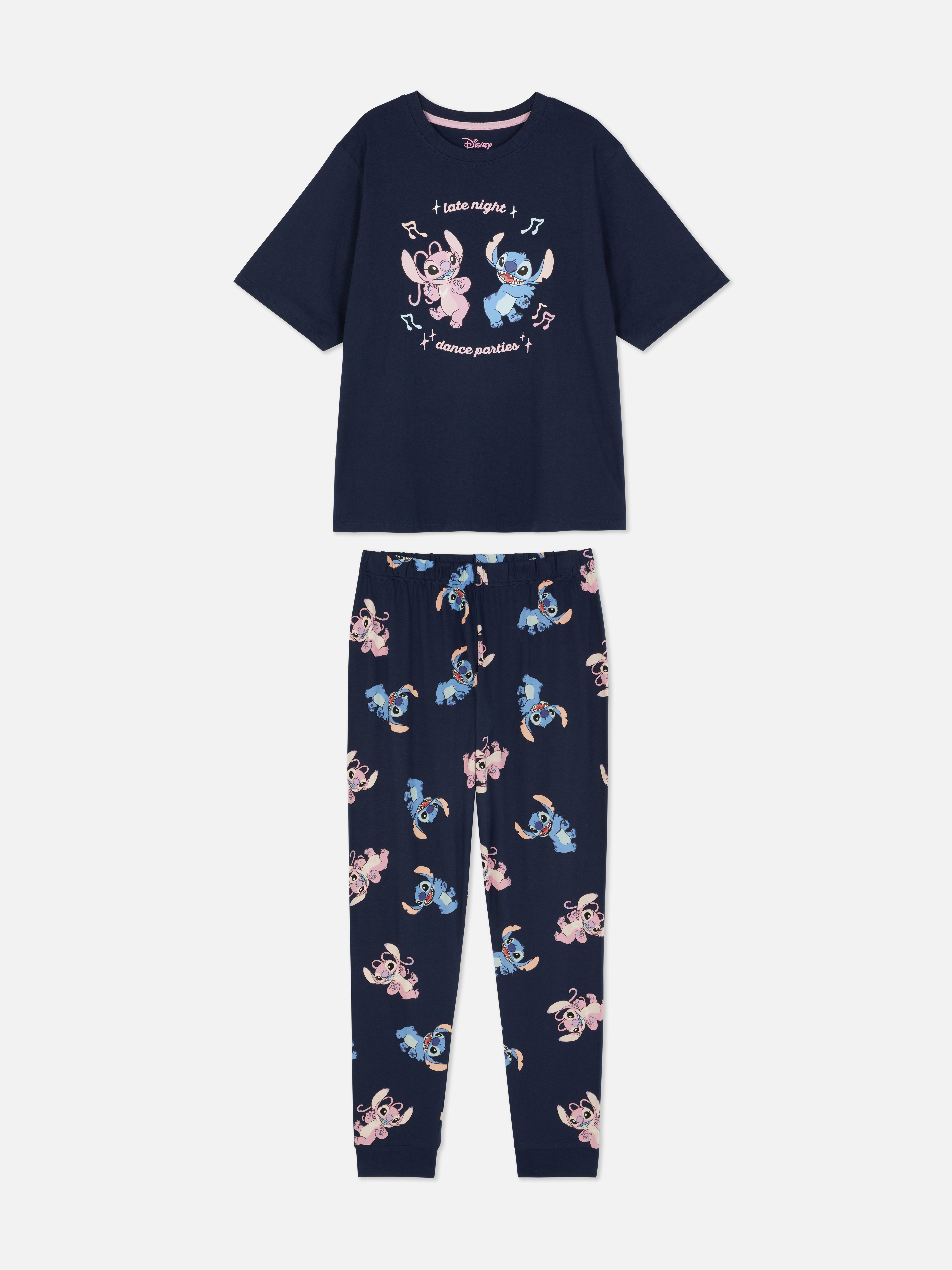 Pigiama Disney Stitch & Angel: i migliori amici Stitch e Angel decorano questo pigiama in cotone Disney per un look giocoso.