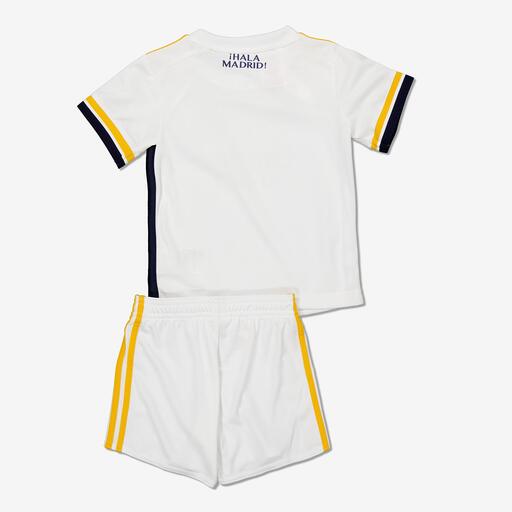  Uniforme principal do Real Madrid