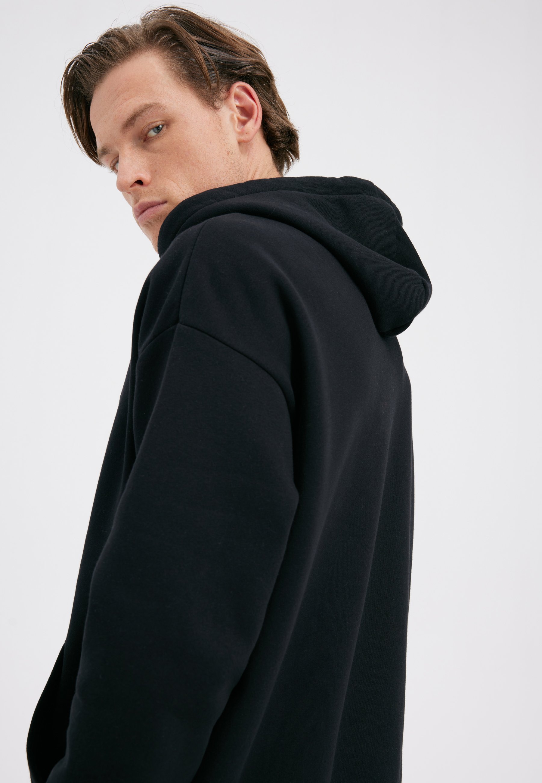 YOURTURN UNISEX - Huppari - black