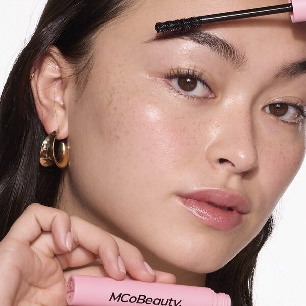 MCoBeauty matu un uzacu caurspīdīgā burvju nūjiņa<br>10ml