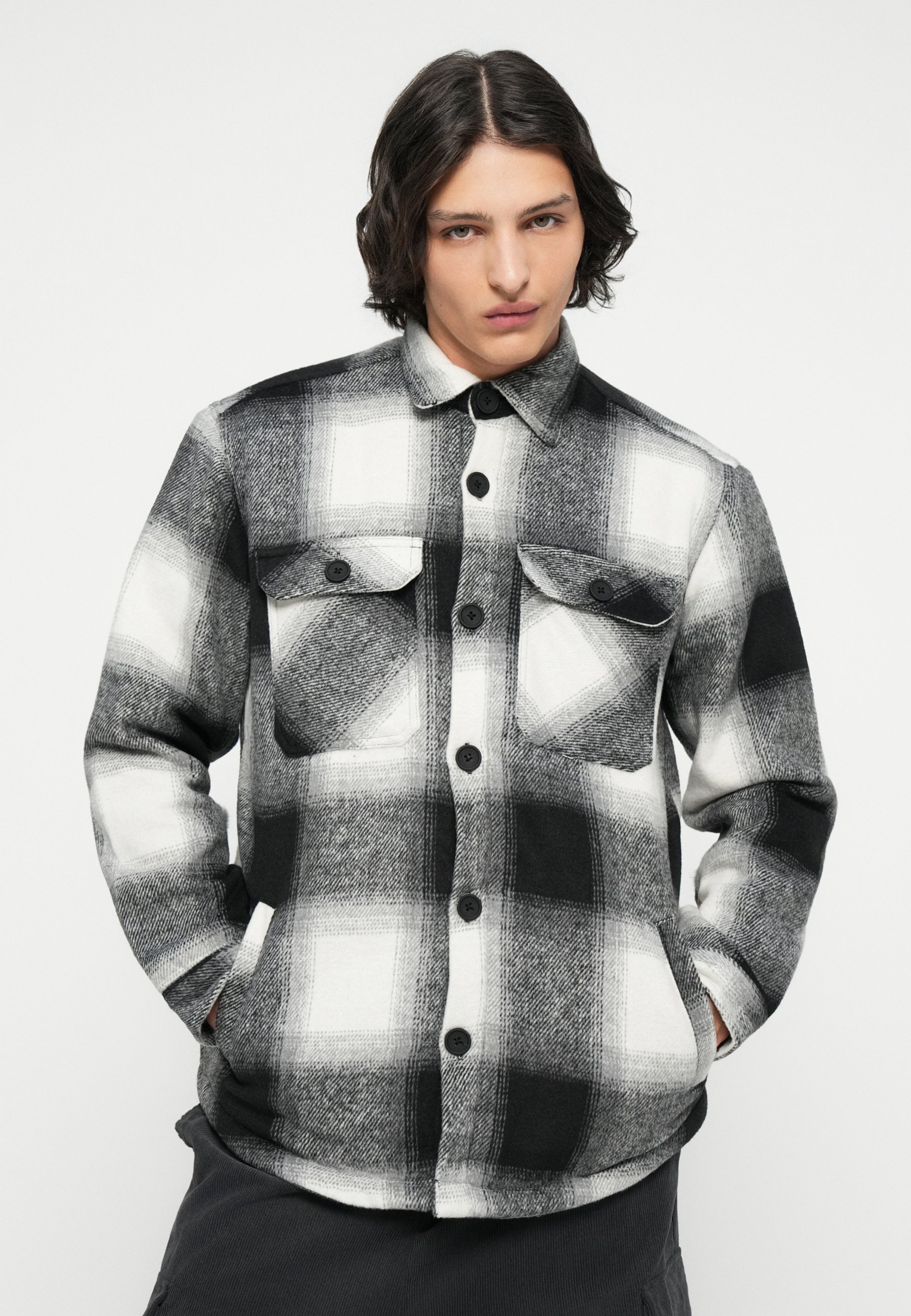 Chemise IAN OVERSHIRT Redefined Rebel - noire