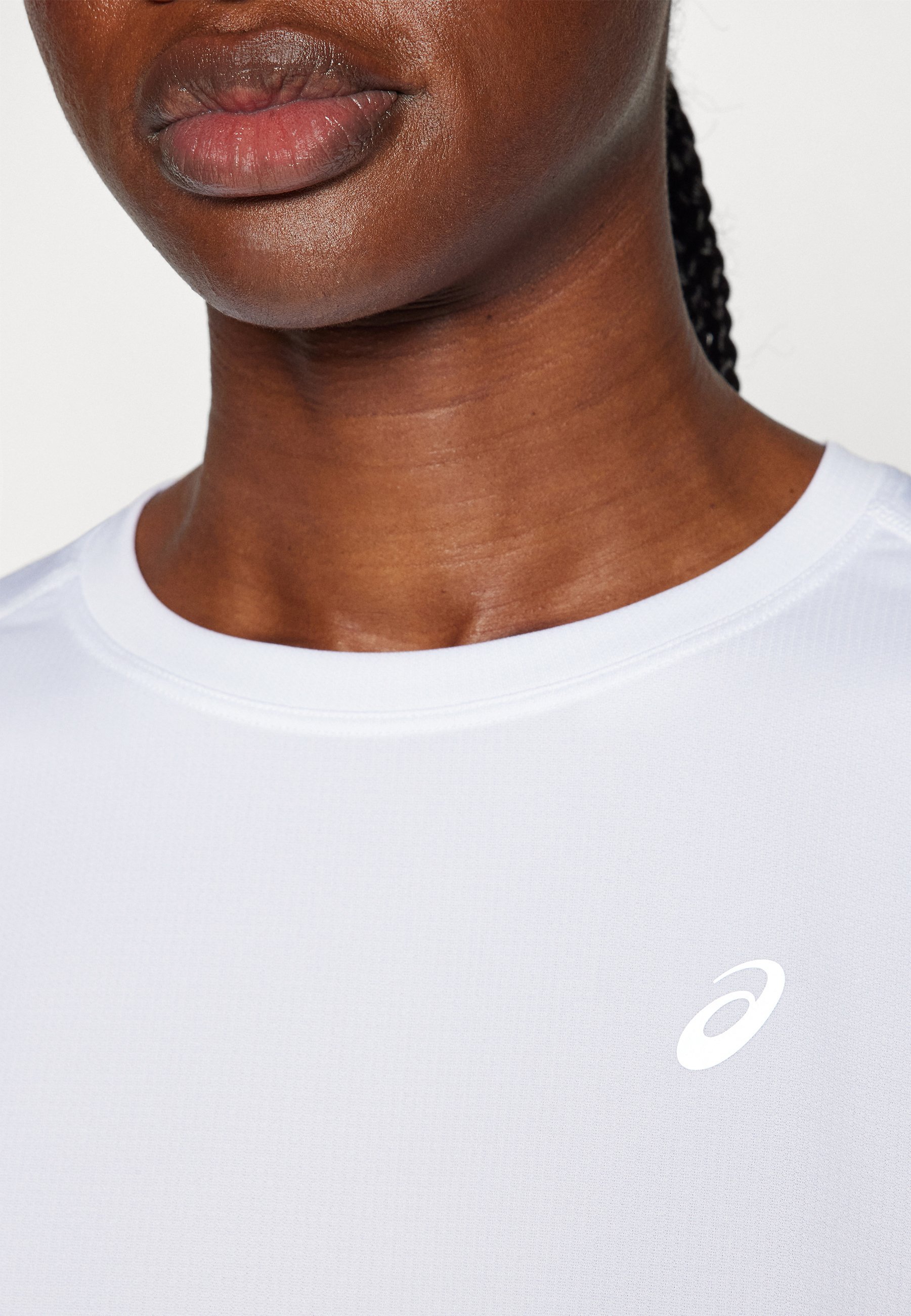 ASICS CORE TOP - Sport T-shirt - wit