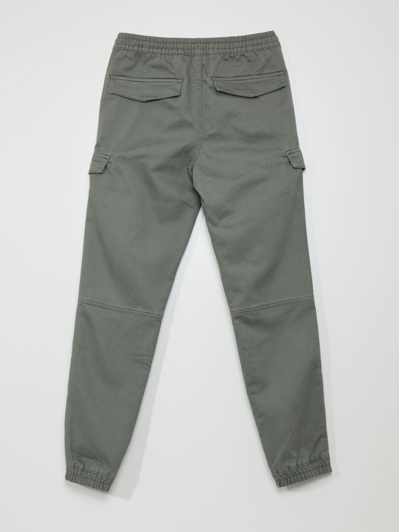 Calça chino com bolsos laterais - VERDE