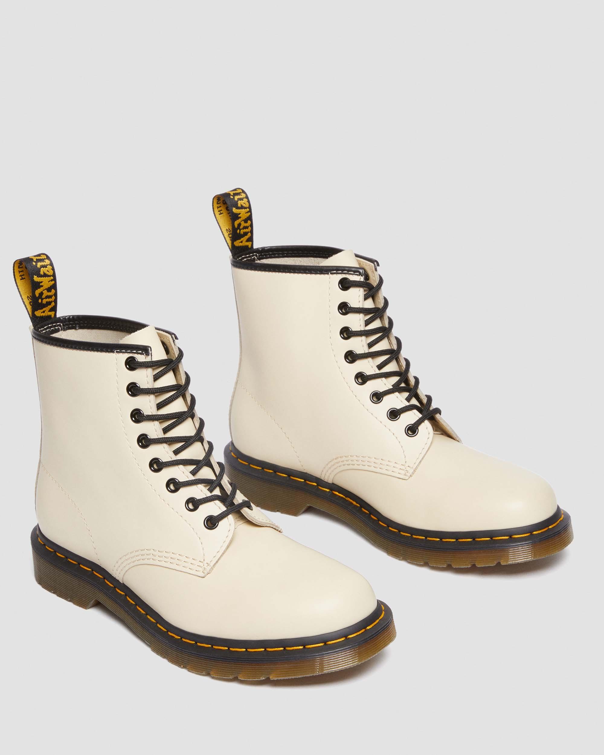 1460 Smooth Leather Lace Up Boots