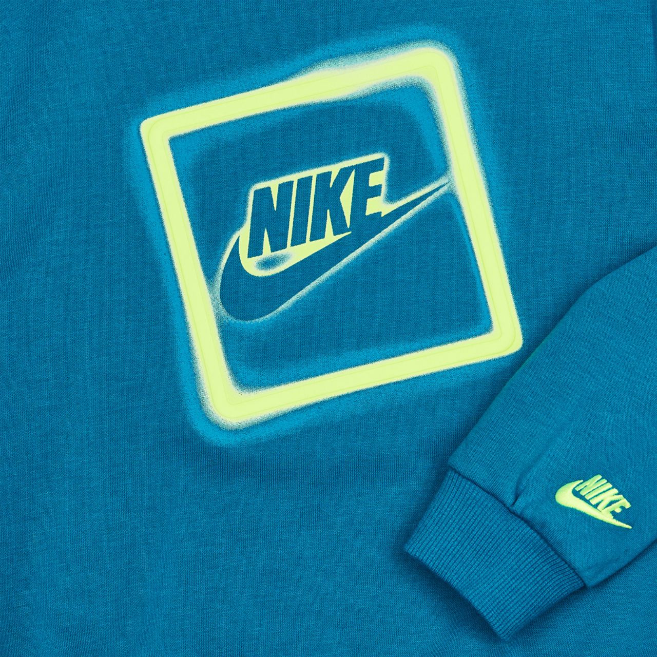 Nike žiari so mnou