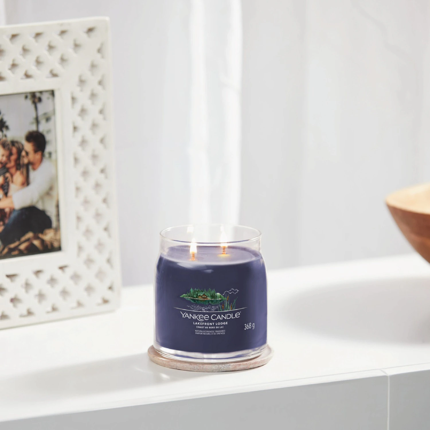 YANKEE CANDLE Moyenne Jarre Chalet au Bord du Lac