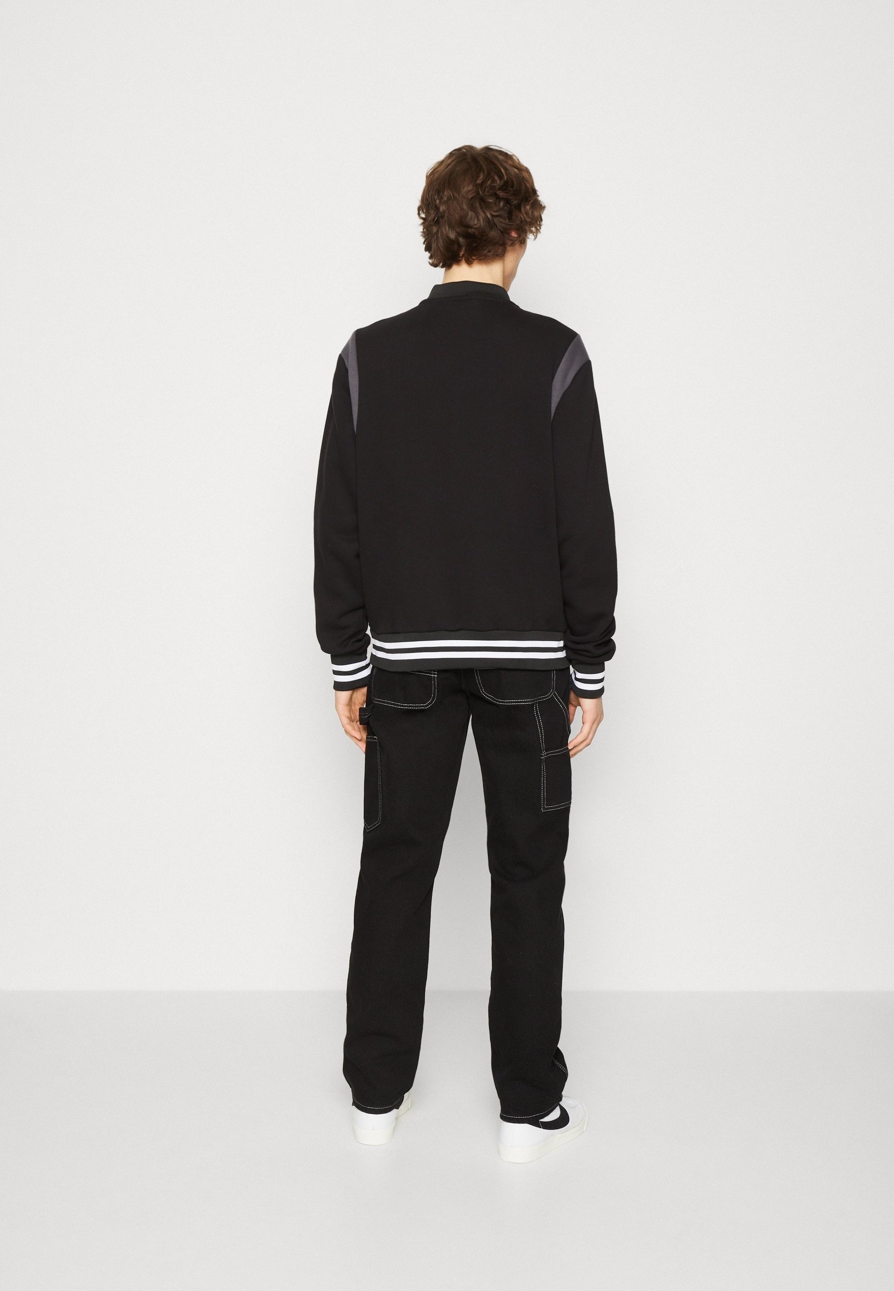 CLOSURE London Zip-up sweatshirt - zwart