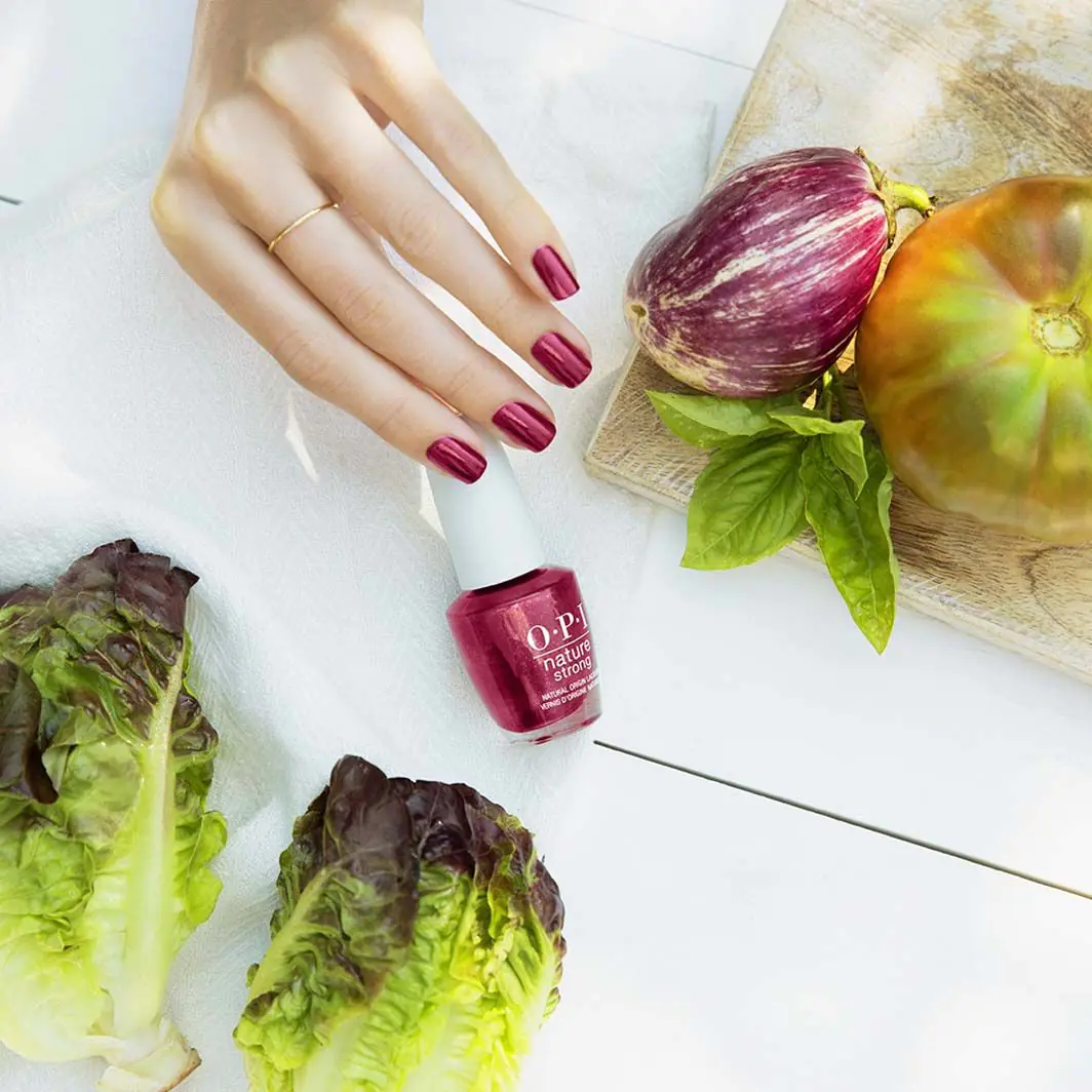 Opi Nature Strong Lakier do paznokci Raisin Tour Voice 15ml