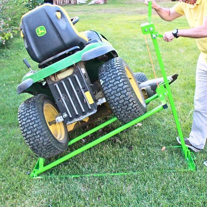 Grasmaaierlift met lier van 500 kg