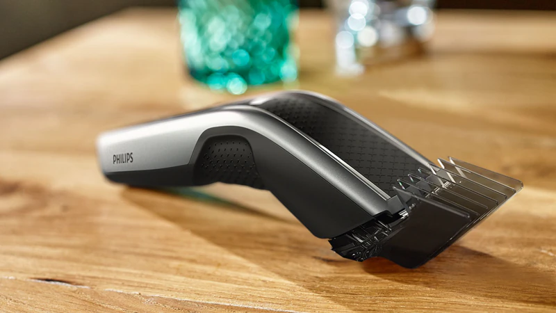Máquina de cortar cabelo Philips Série 5000 HC5630/15 para cabelo e barba