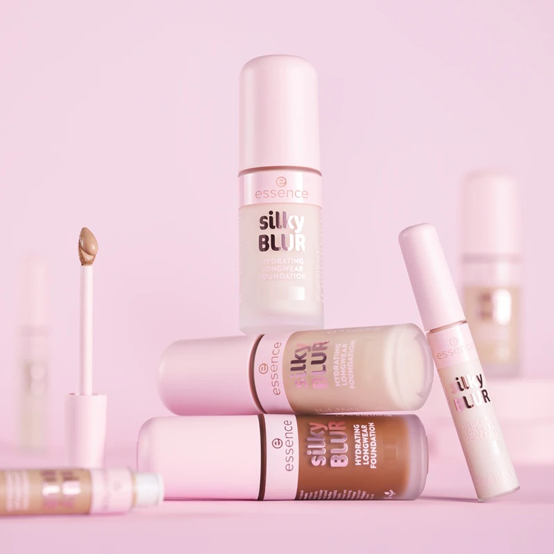 essence silky BLUR природно прекривајући хидратантни пудер матирајући