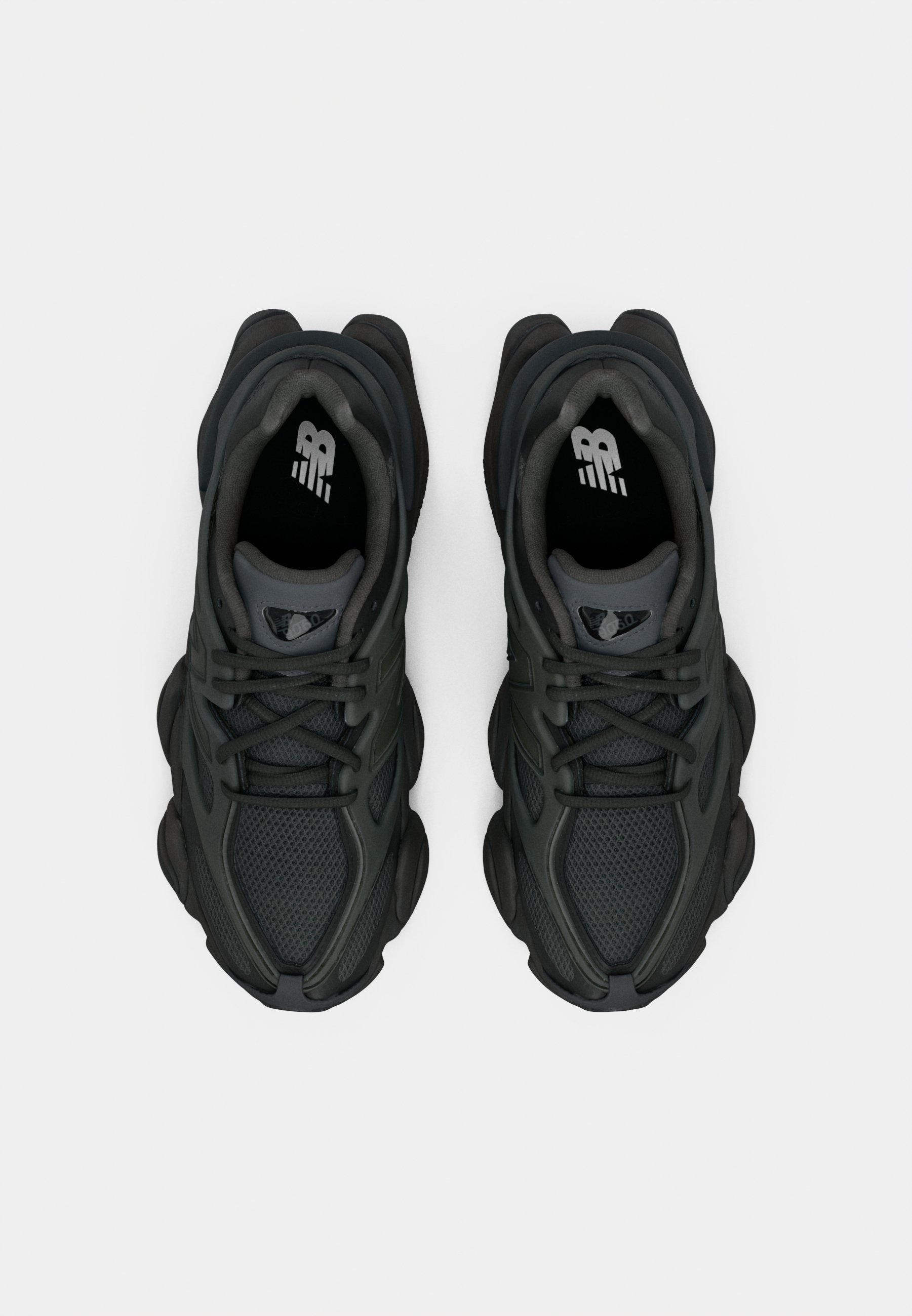 Αθλητικά παπούτσια New Balance με χαμηλό τελείωμα