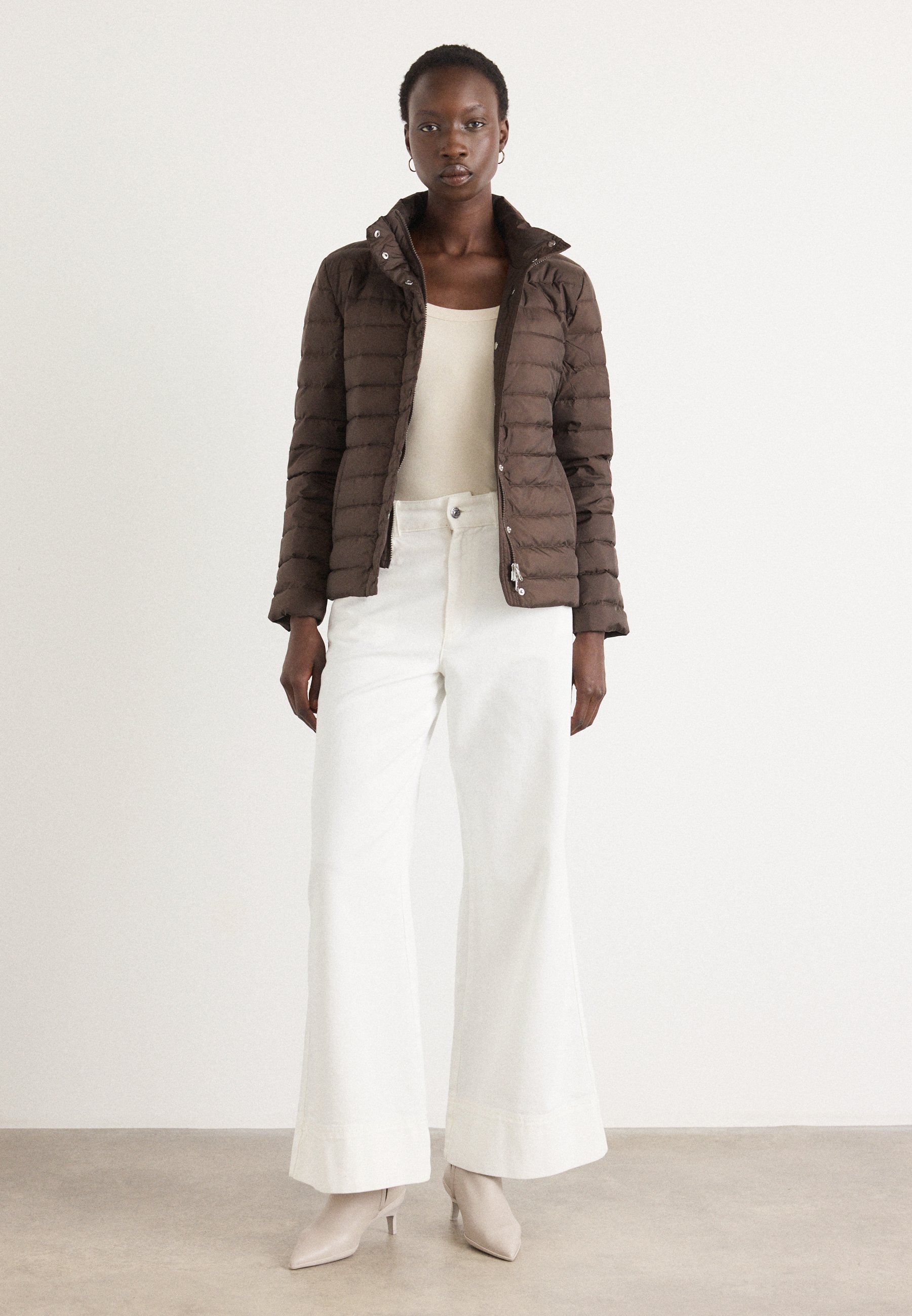 GANT LIGHT JACKET - Péřová bunda - black