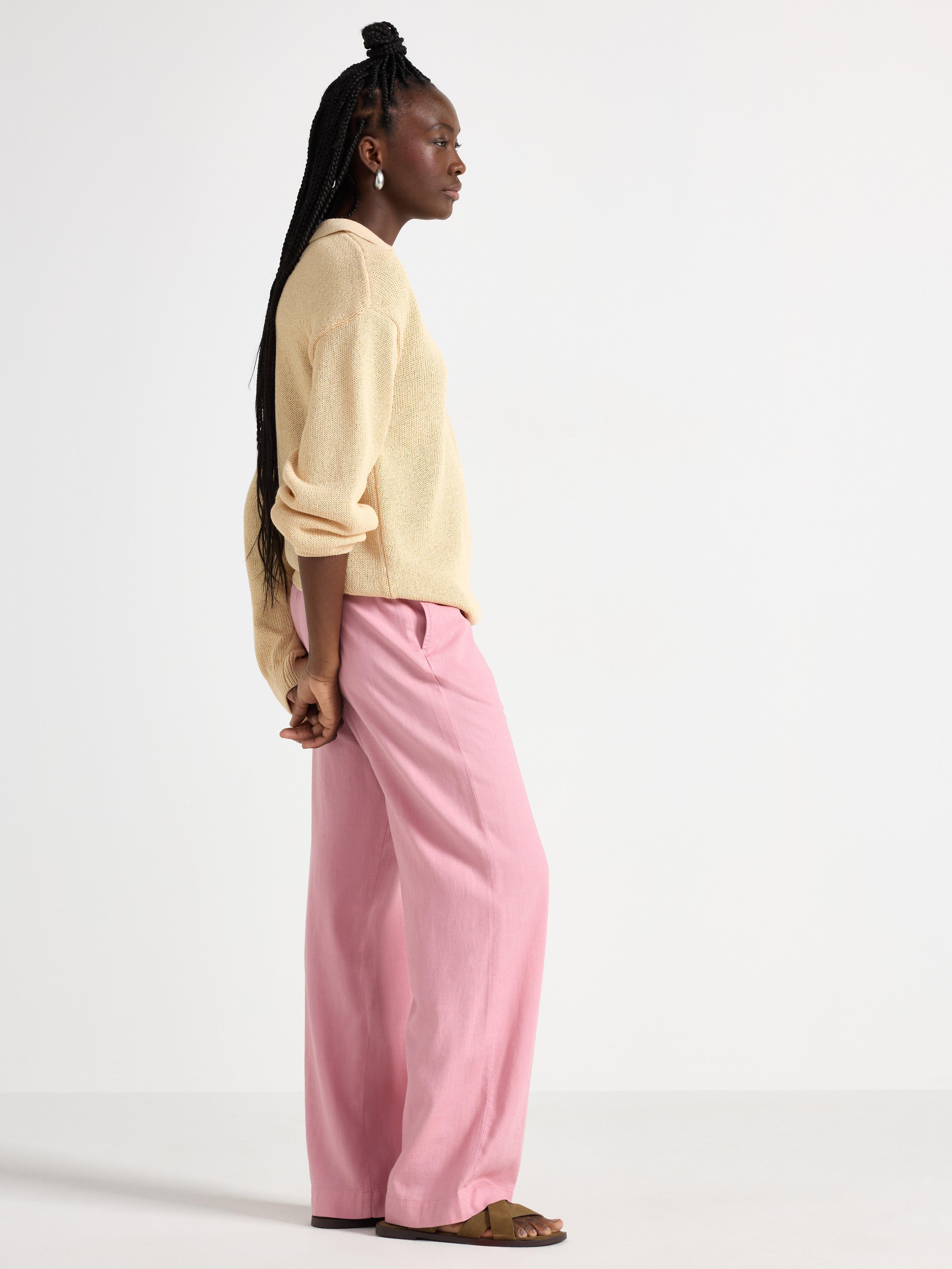 Calça reta BELLA em mistura de linho rosa claro