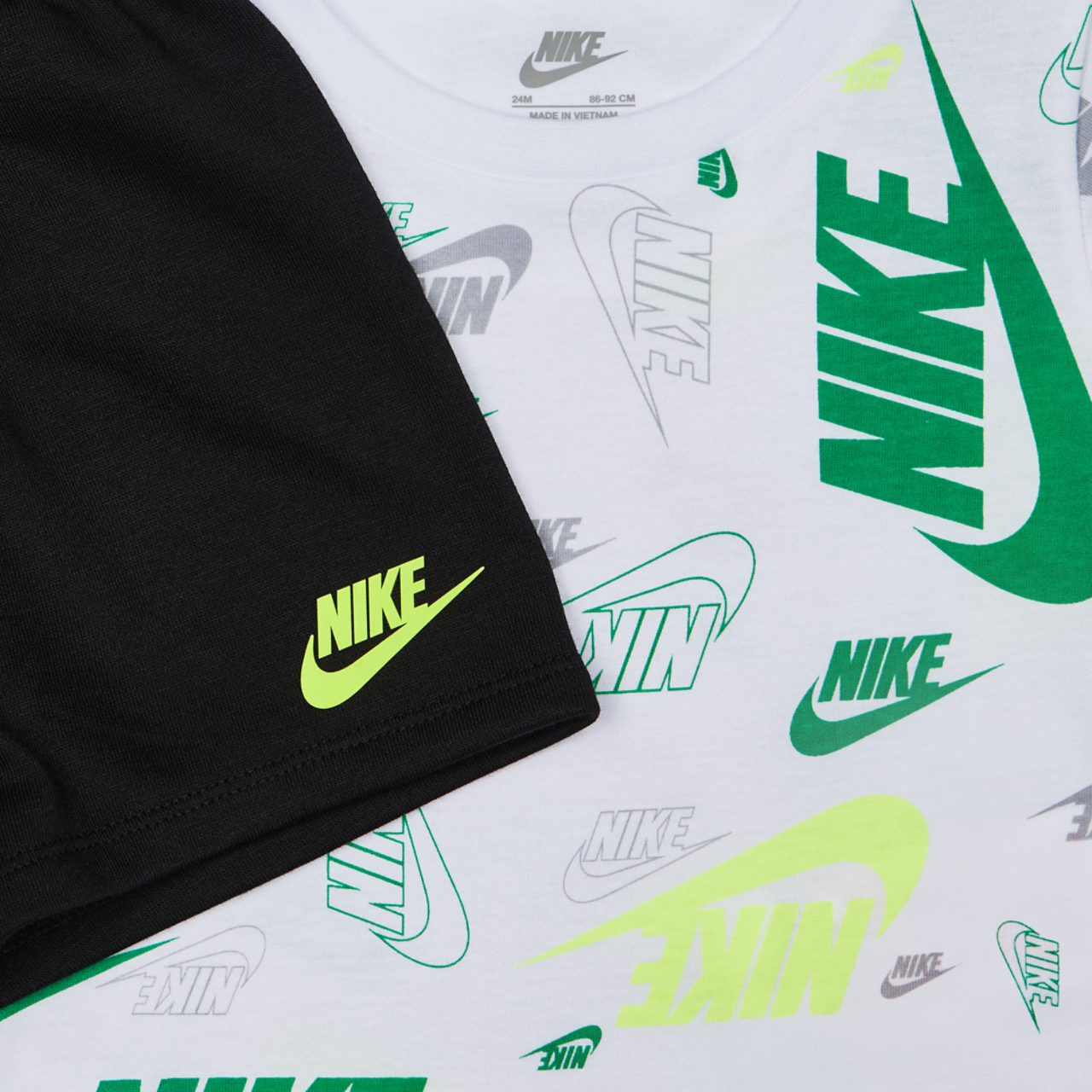 Nike Futura Aop