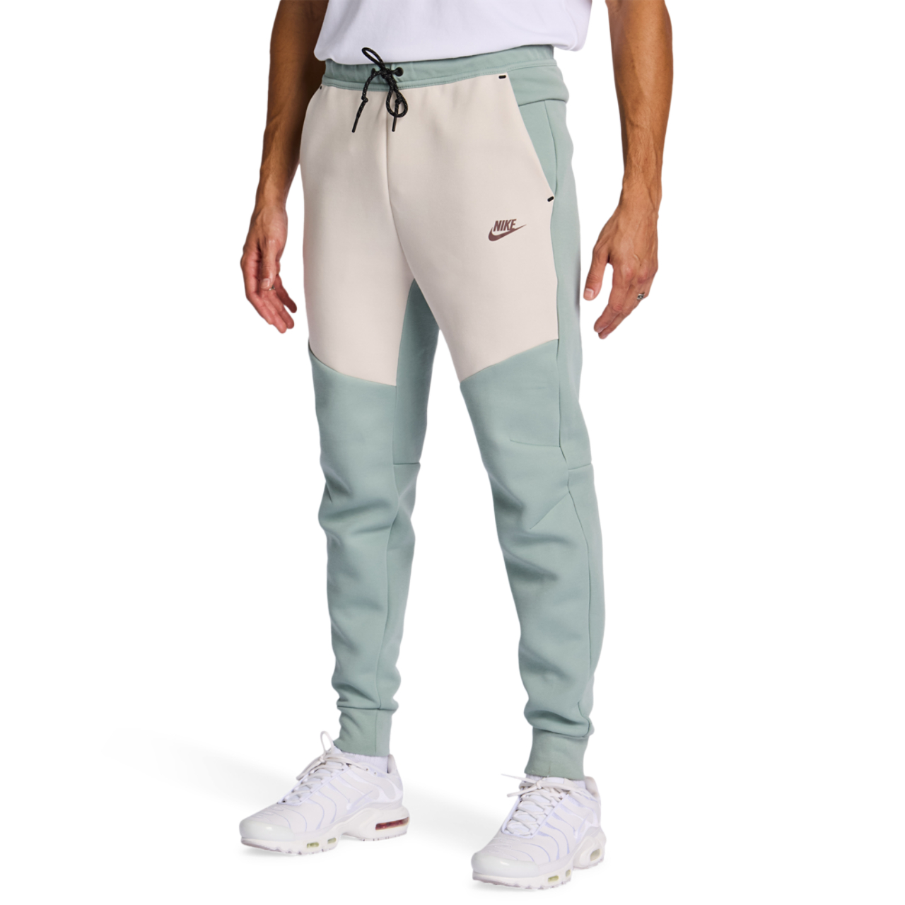 Nike Tech Fleece