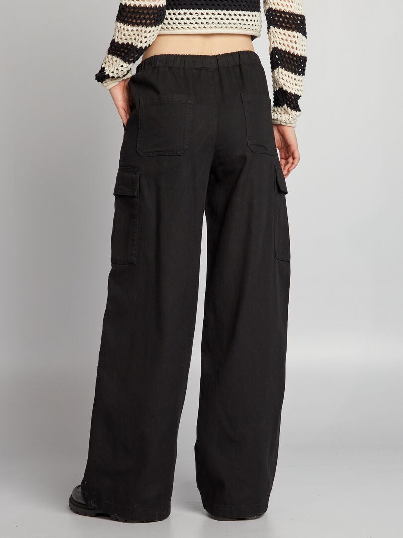 Wijde broek met zakken - zwart