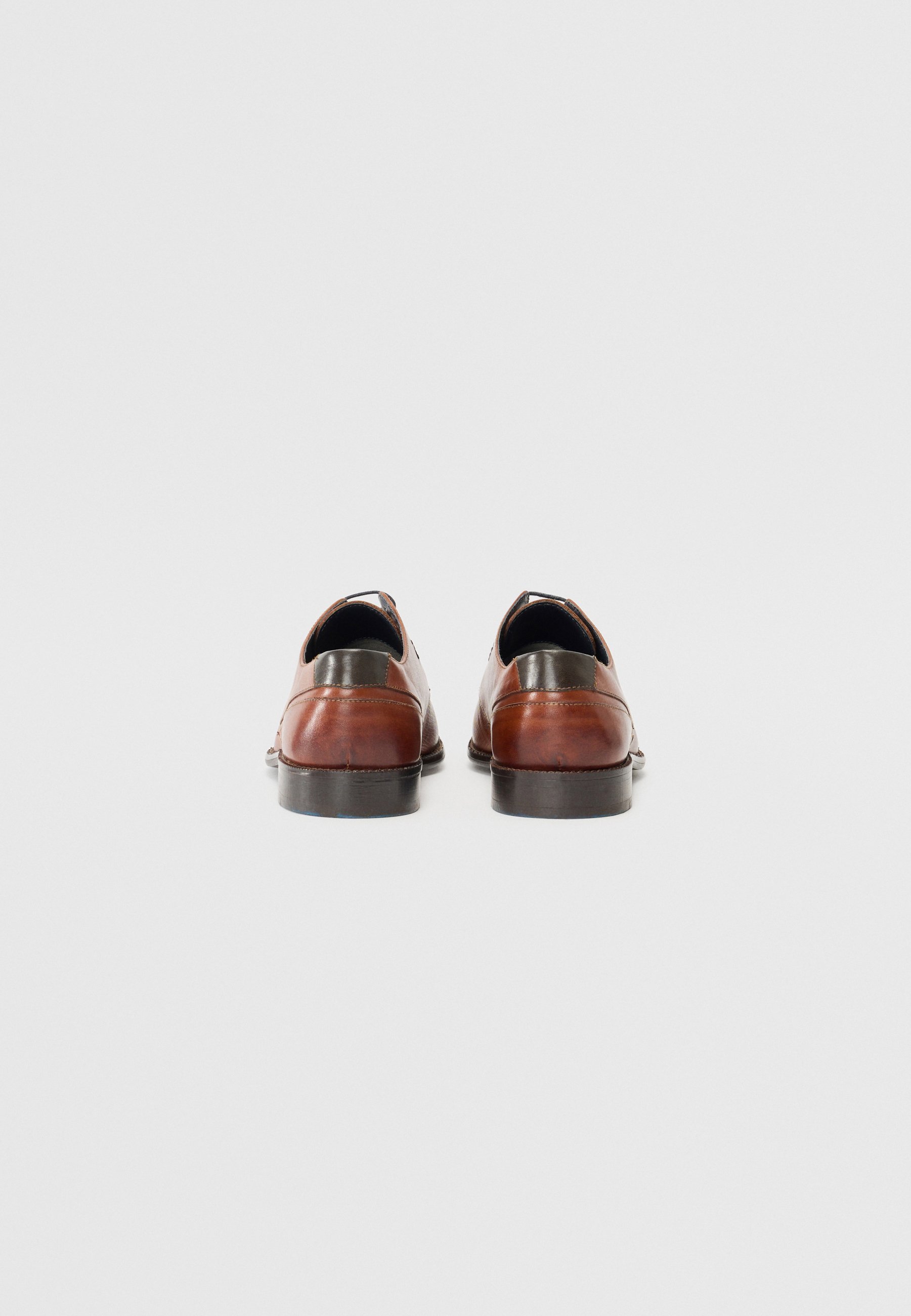 Pier One LEATHER - Nazouvací boty - tan