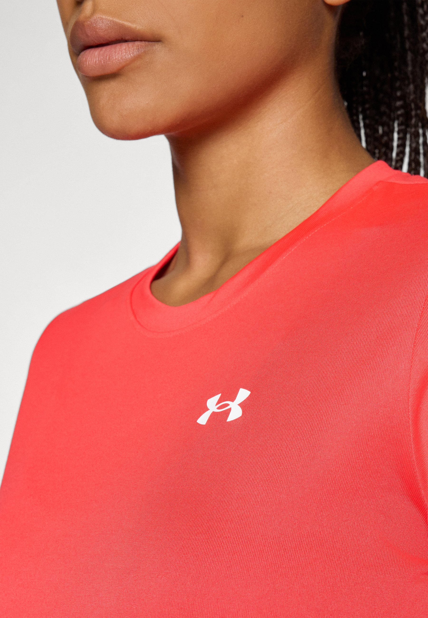T-shirt de sport Under Armour TECH SSC - SOLID - rouge course