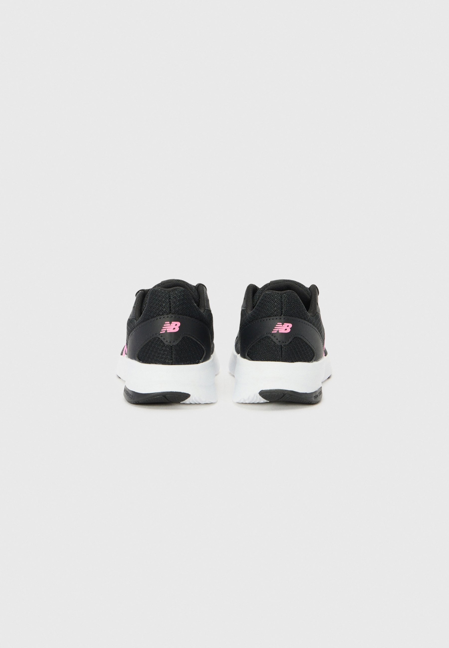 New Balance 578 UNISEX - Hardloopschoenen voor op de weg - zwart