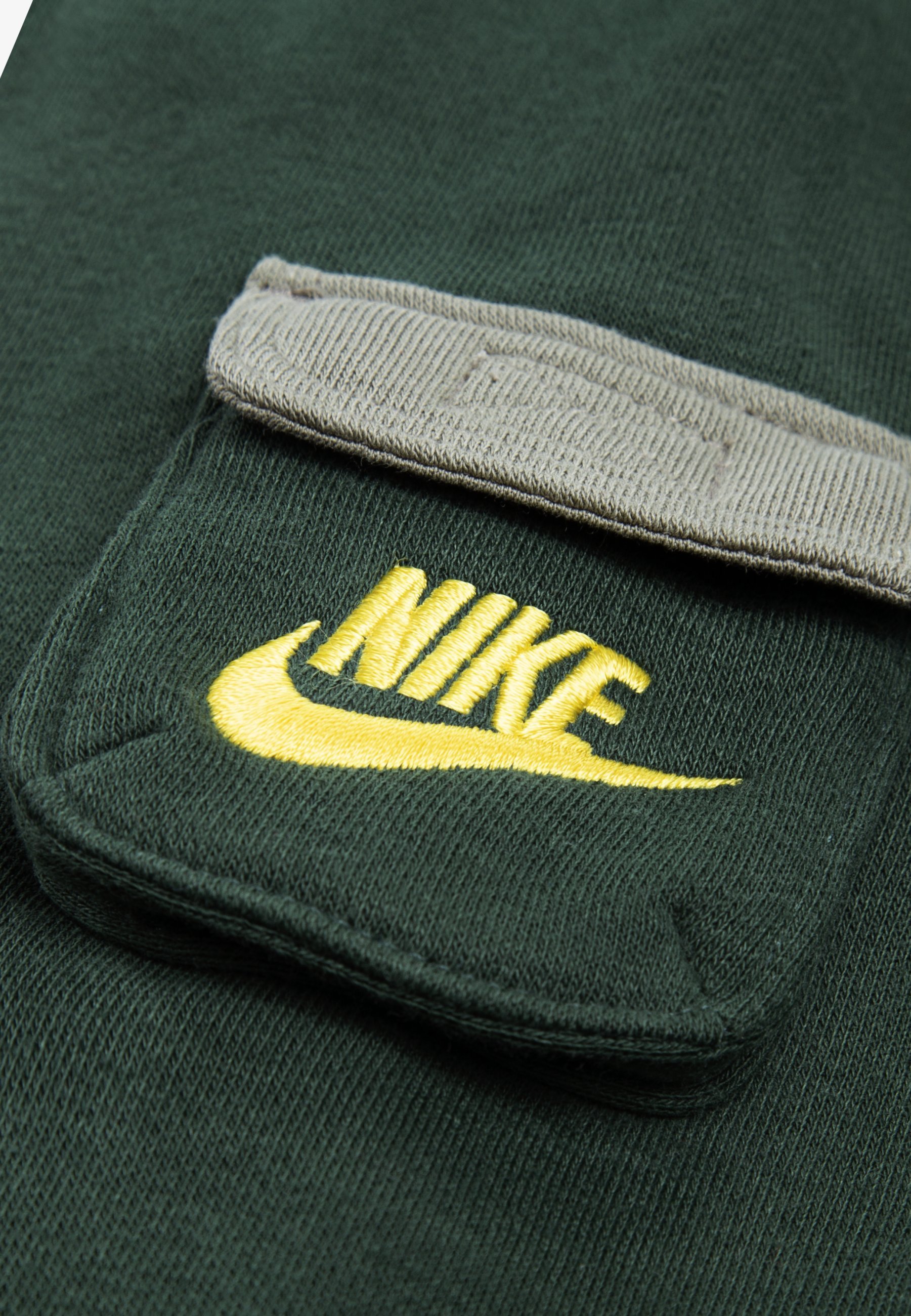 Ensemble UTILITY Nike Sportswear - Survêtement - sapin