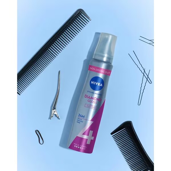 NIVEA Diamond Gloss pena za nego obraza s 4 sredstvi<br>150 ml