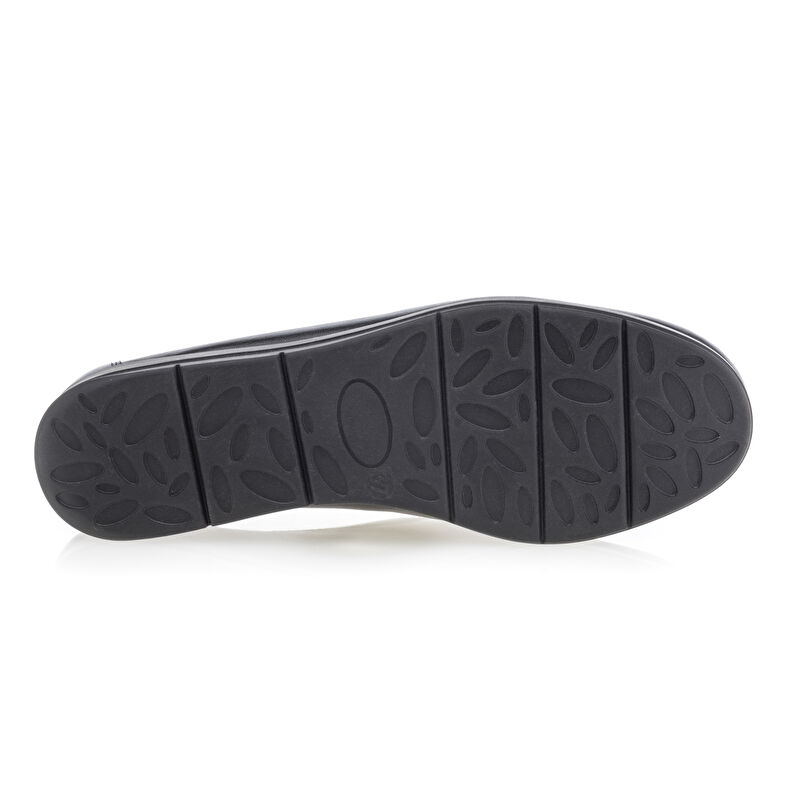 Zapatos cómodos para mujer, color negro.