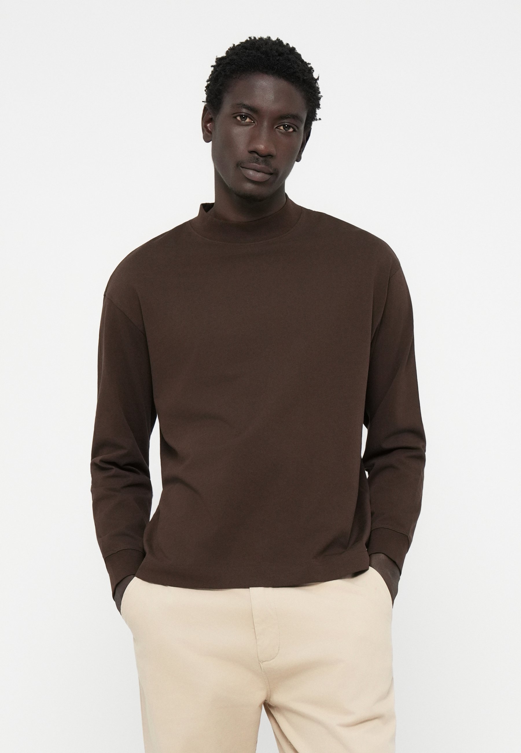 Selected Homme SLHRELAXPOUL MOCK NECK TEE - Langarmshirt - Demitasse