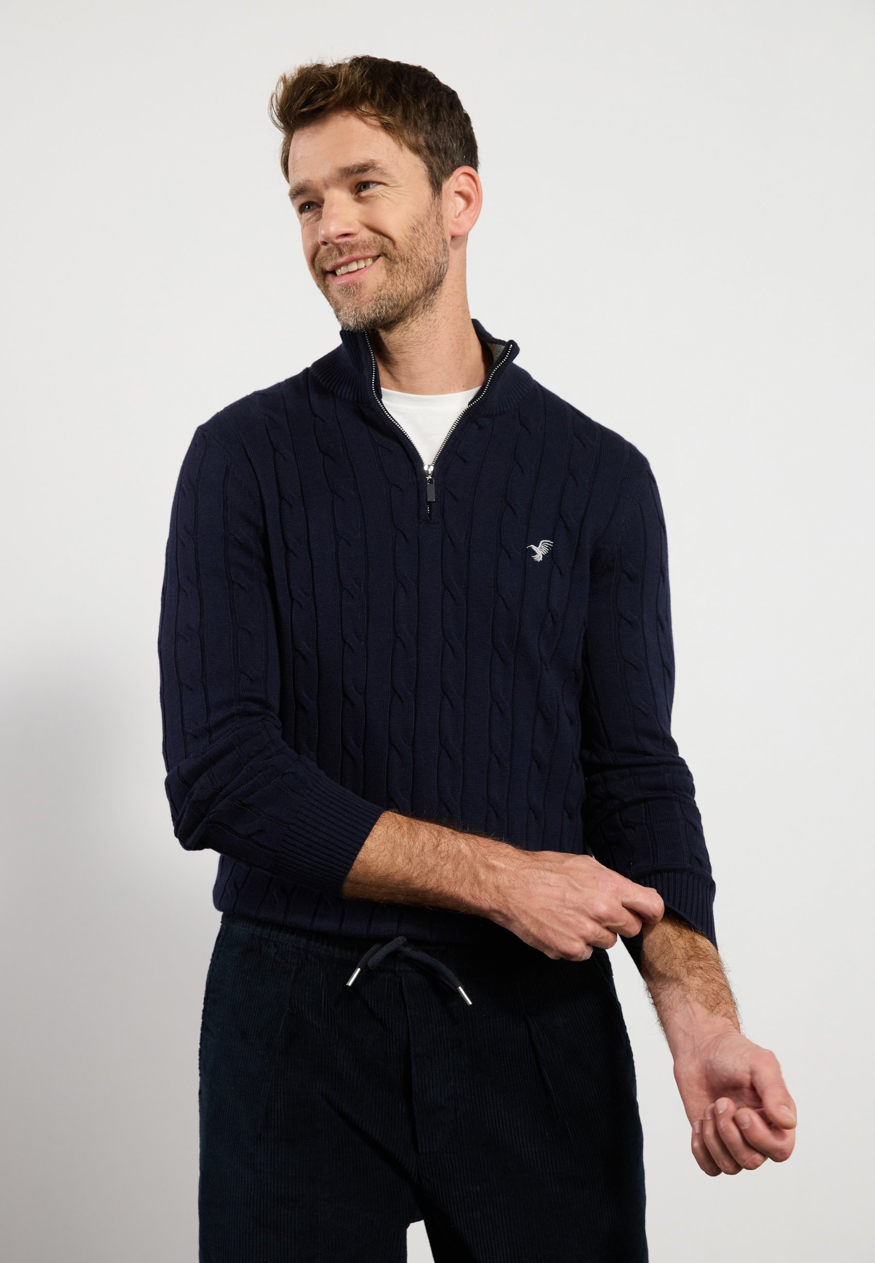 Neulepusero - tummansininenPier One