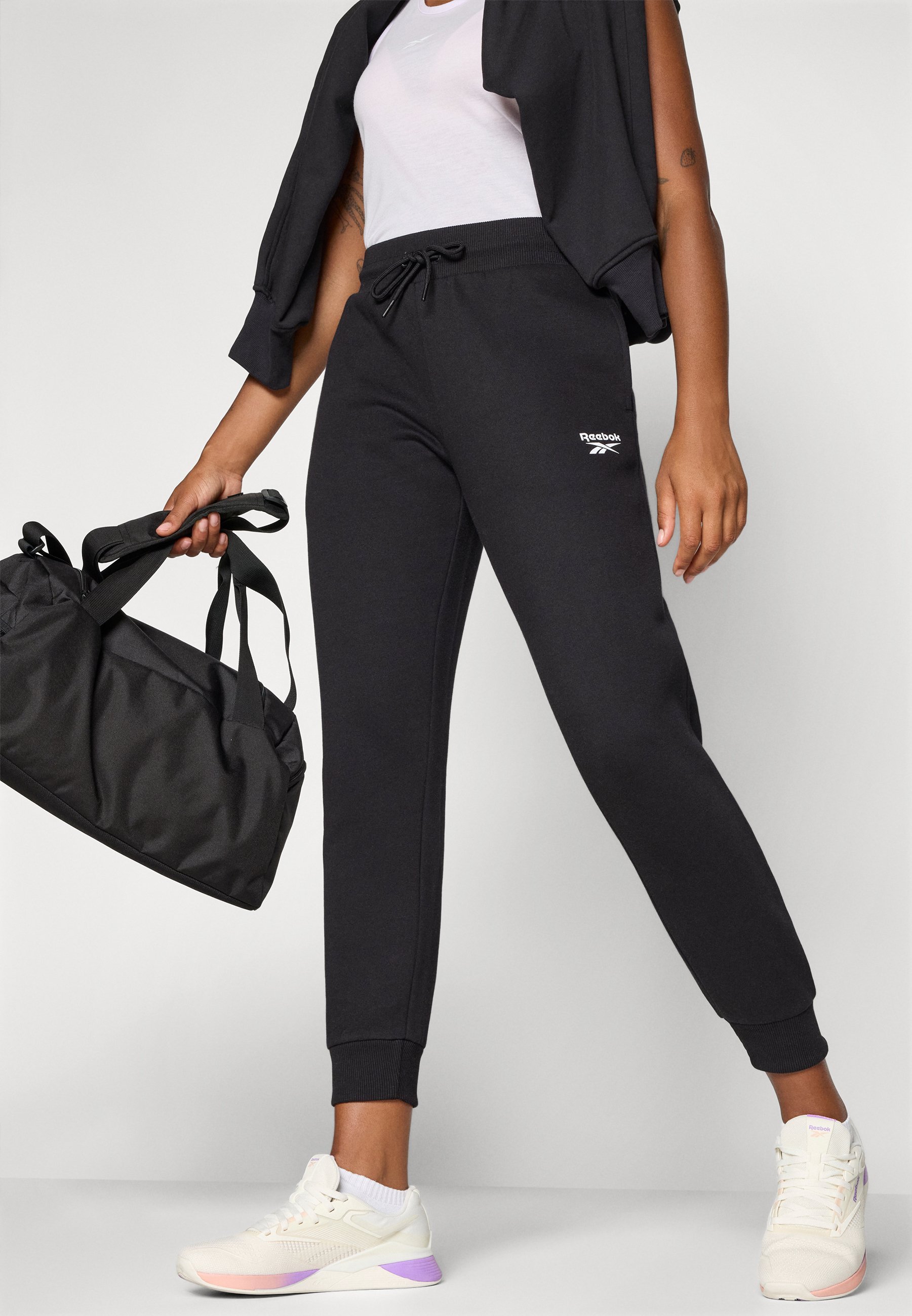 Reebok Small Logo Cuffed Pants - Trainingsbroek - zwart