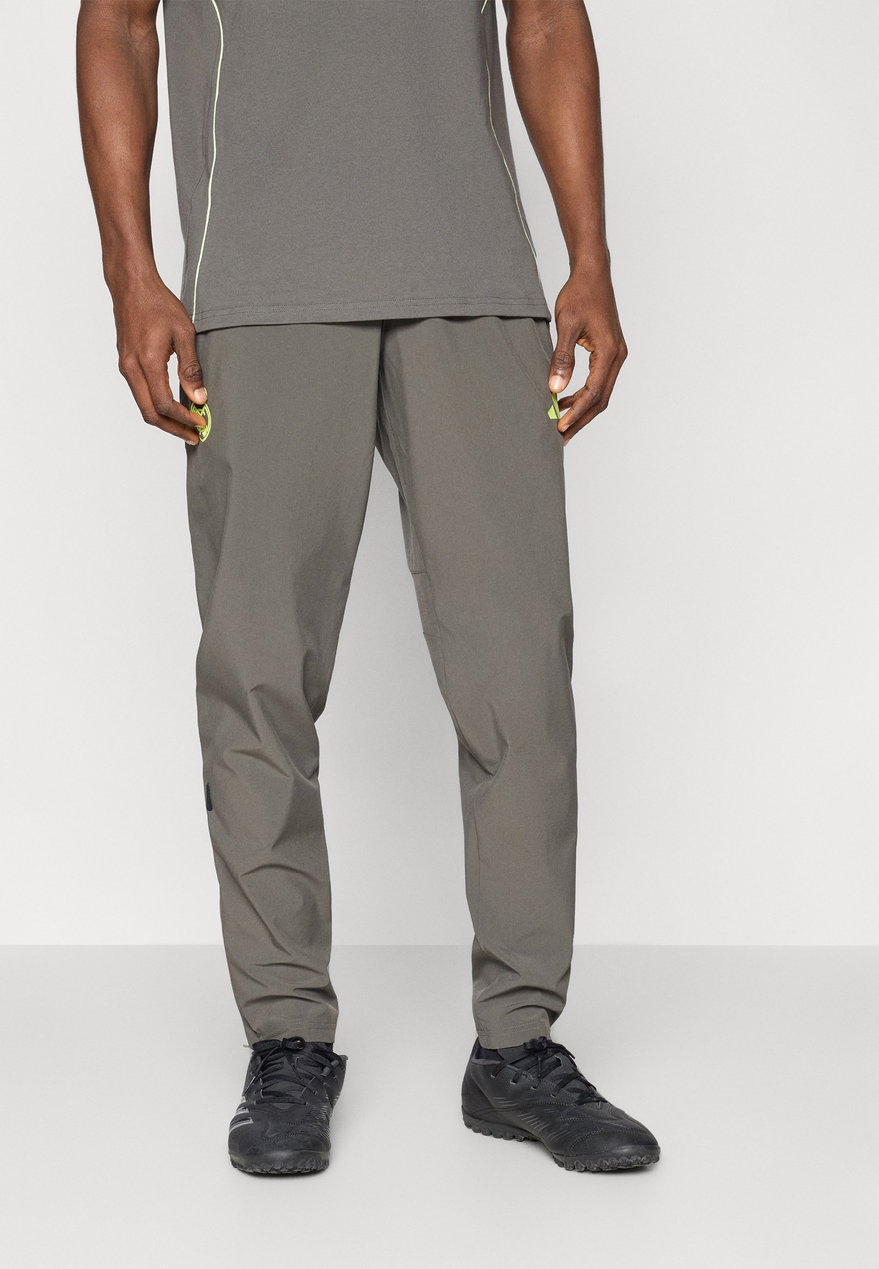 adidas Performance REAL MADRID C VISTECH P - Clubkleding - utility grijs/semi frozen geel