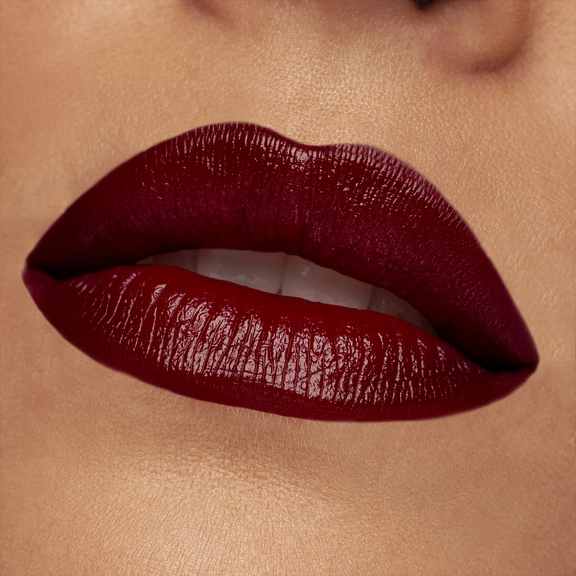 Labbra Cult Creamy Lipstick - Rossetto brillante, Rossetto