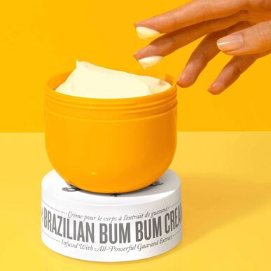 „Sol de Janeiro Brazilian Bum Bum Cream“ kūno kremas odos stangrumui 75 ml 75 ml