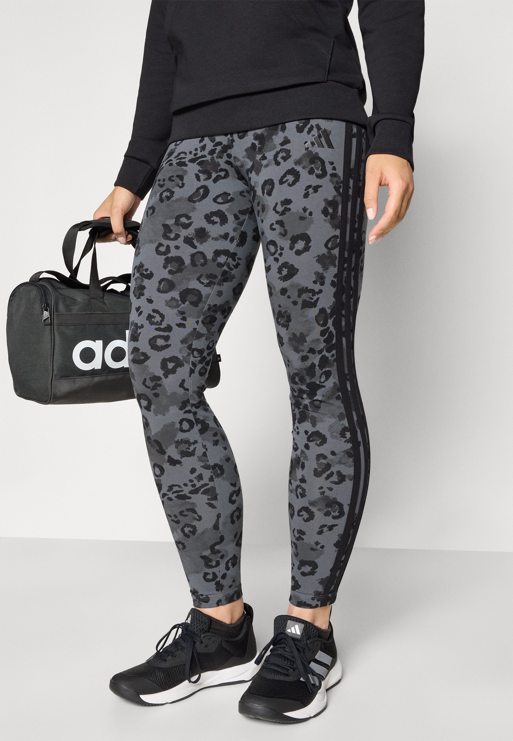 adidas Sportswear LEG - Leggings - veelkleurig/grijs vijf