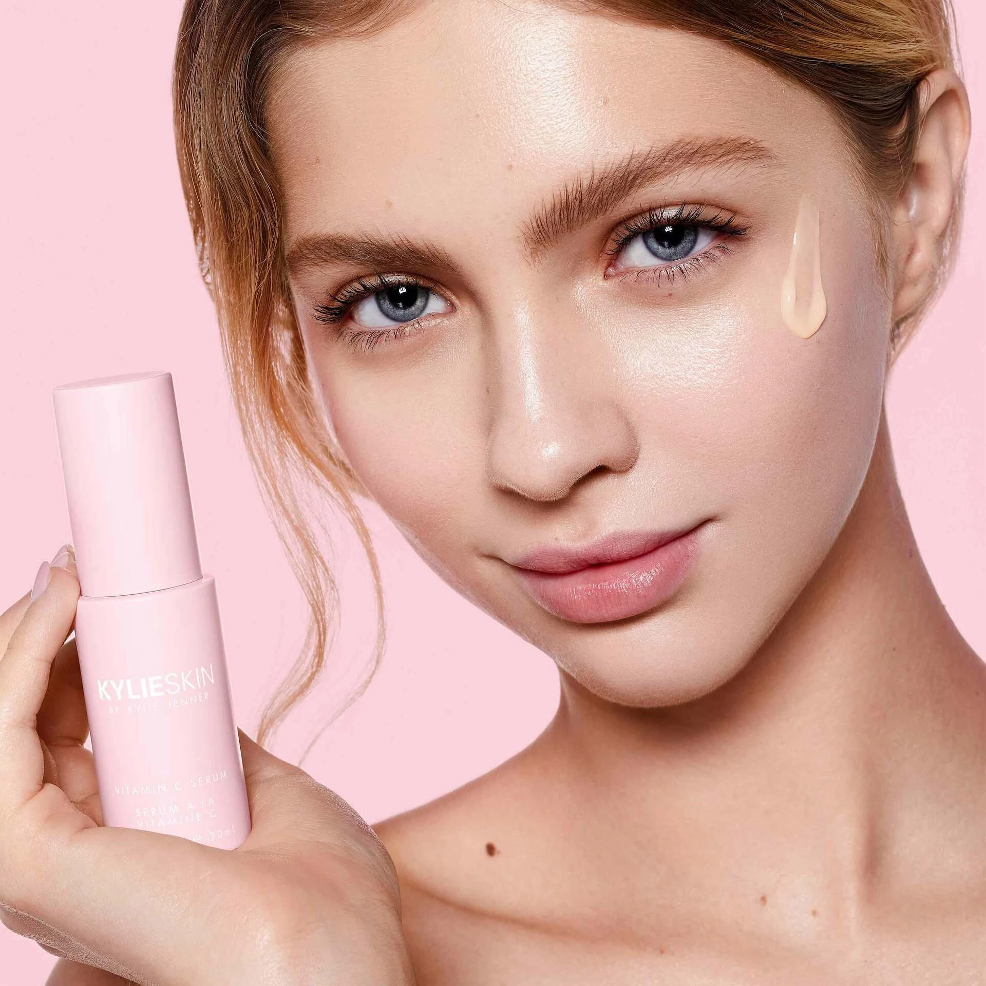 Ser amplificator de strălucire 20 ml - Kylie By Kylie Jenner