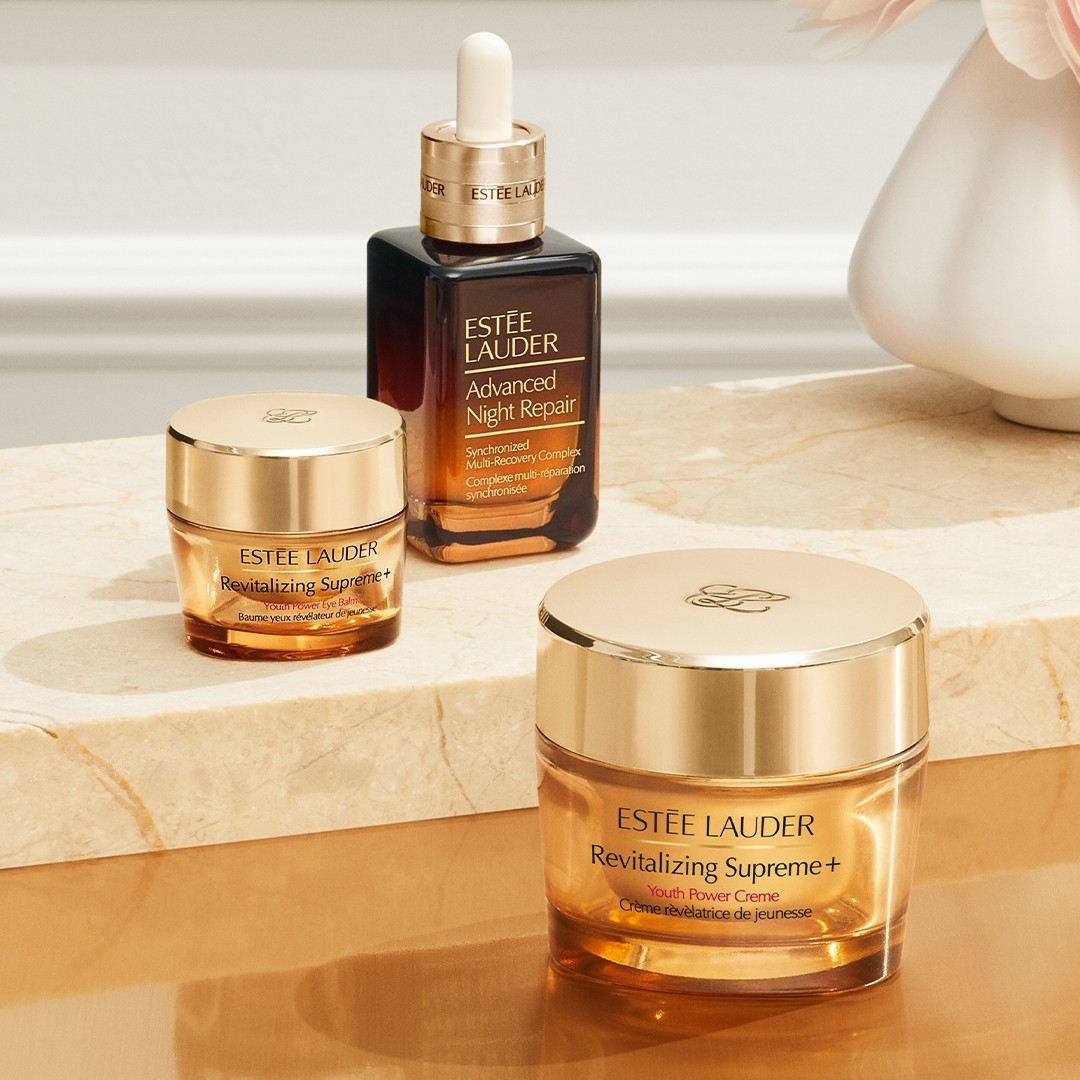 Estée Lauder Revitalizing Supreme+ Youth Power balzam za oči - 15 ml