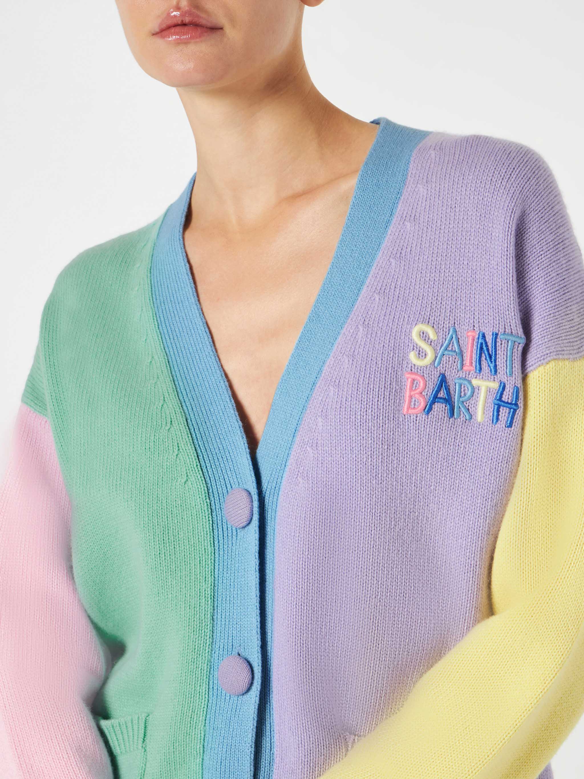 Gilet pour femme avec poches et broderie Saint Barth