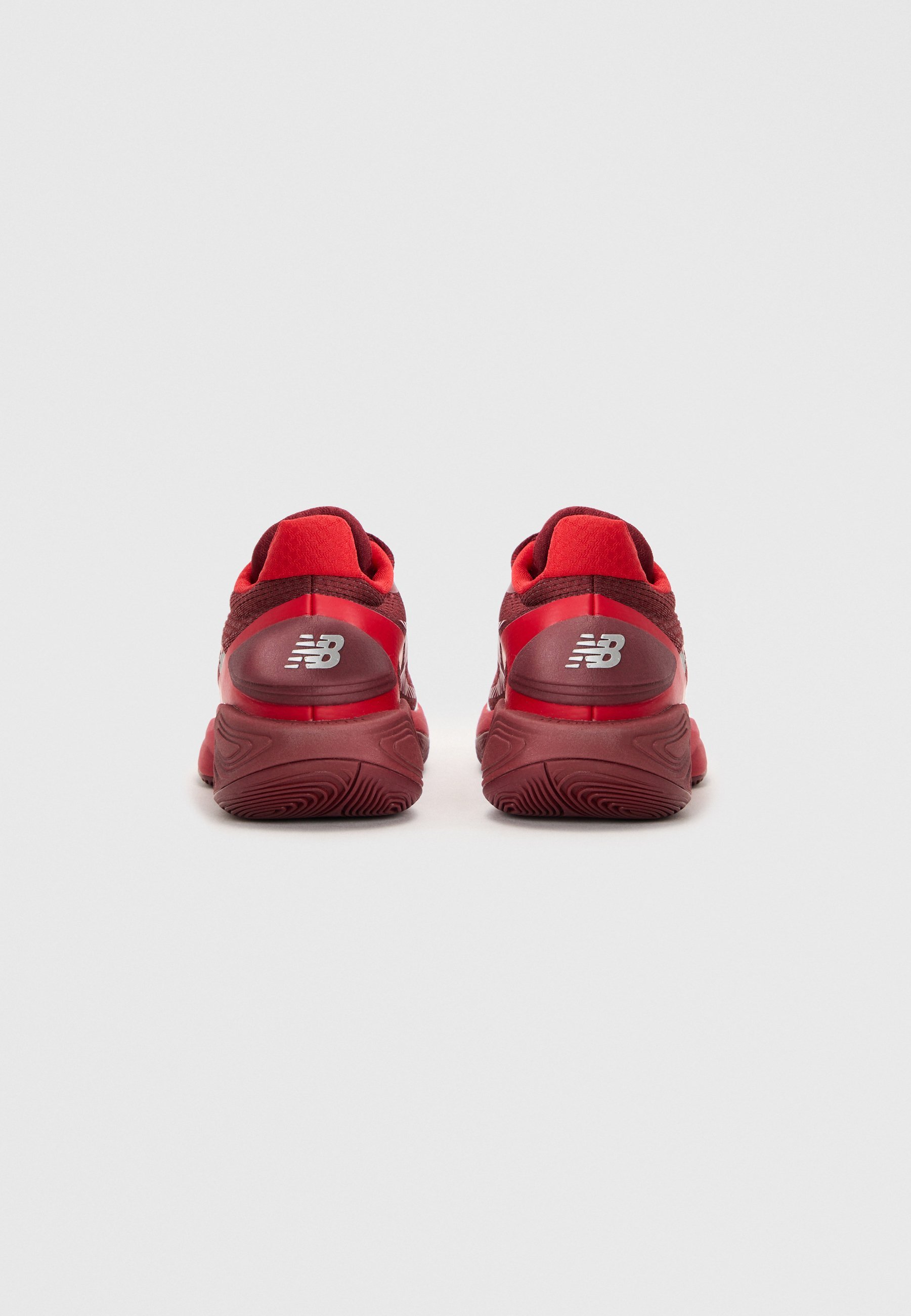 New Balance TWO WXY V5 - Chaussures de basketball - rouges